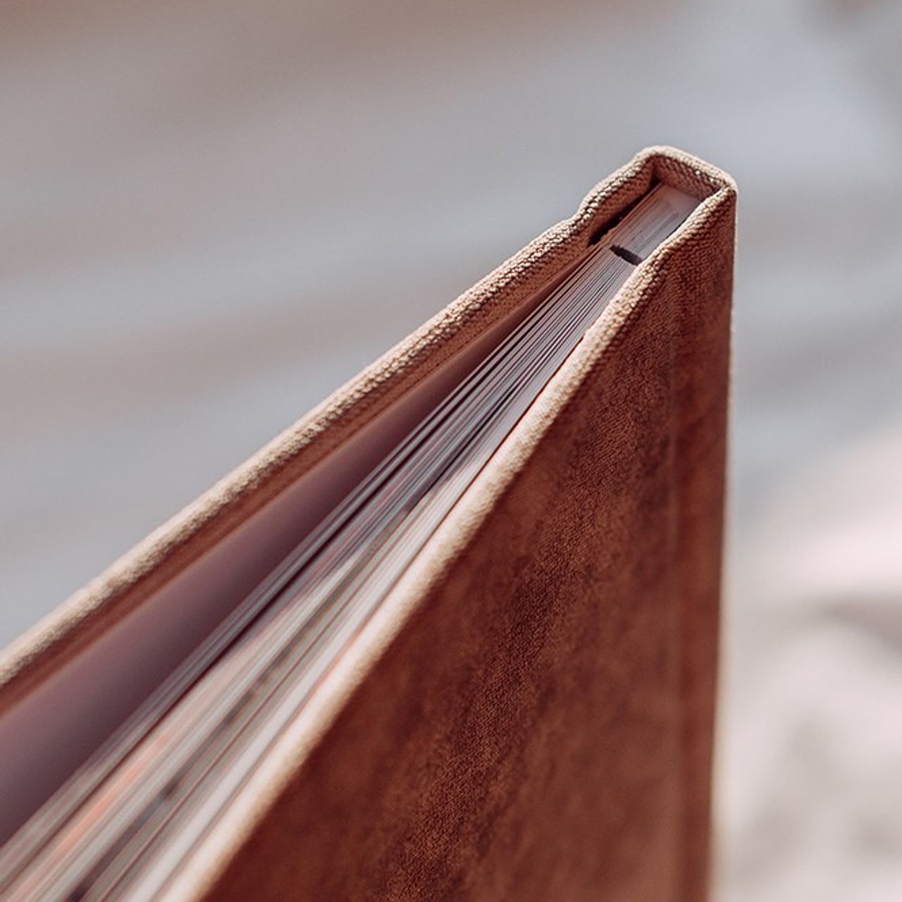 Страницы в ламинации. Свадебный фотограф Алёна Замотаева