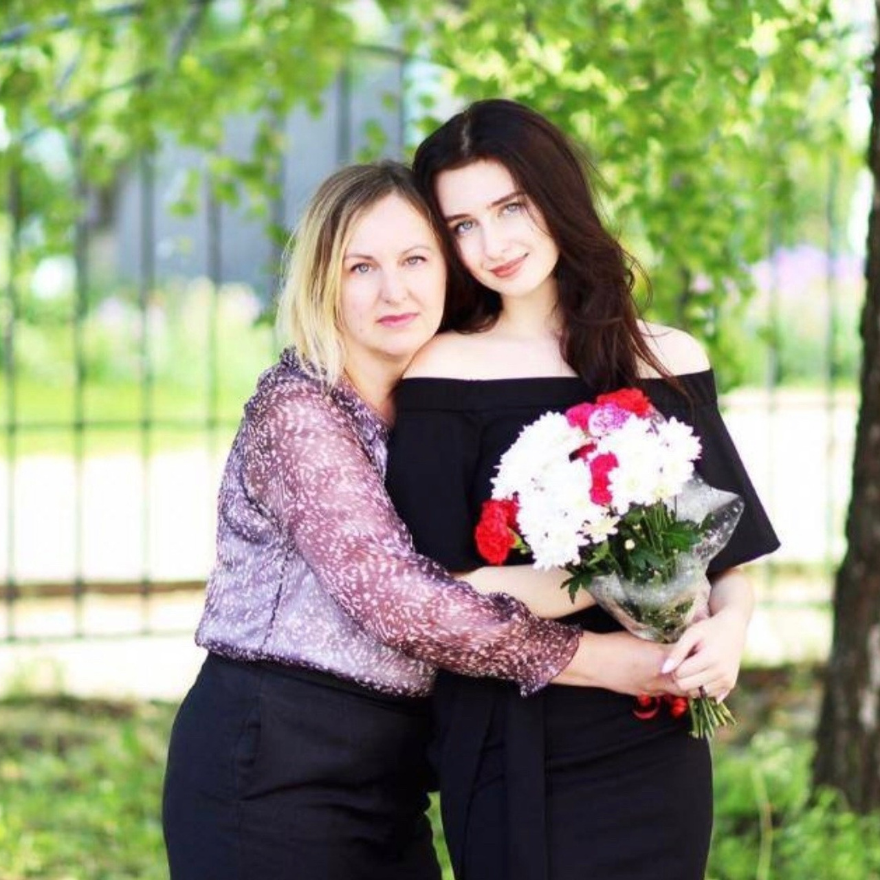 Отзывы выпускников и их родителей. Выпускные альбомы в Орле и Орловской обл. для школ, вузов и академий