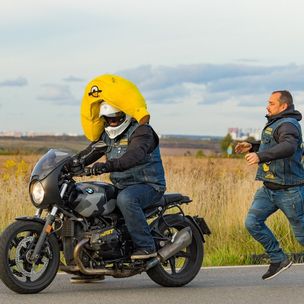 Отзывы. FotoMotoHunterZ — фотографии мотоциклистов на улицах города