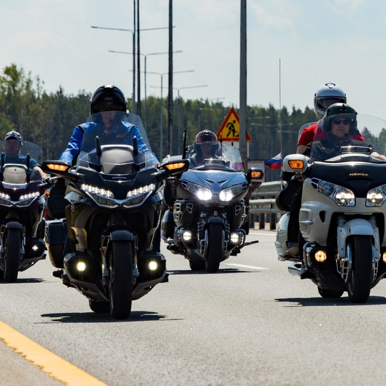 Отзывы. FotoMotoHunterZ — фотографии мотоциклистов на улицах города