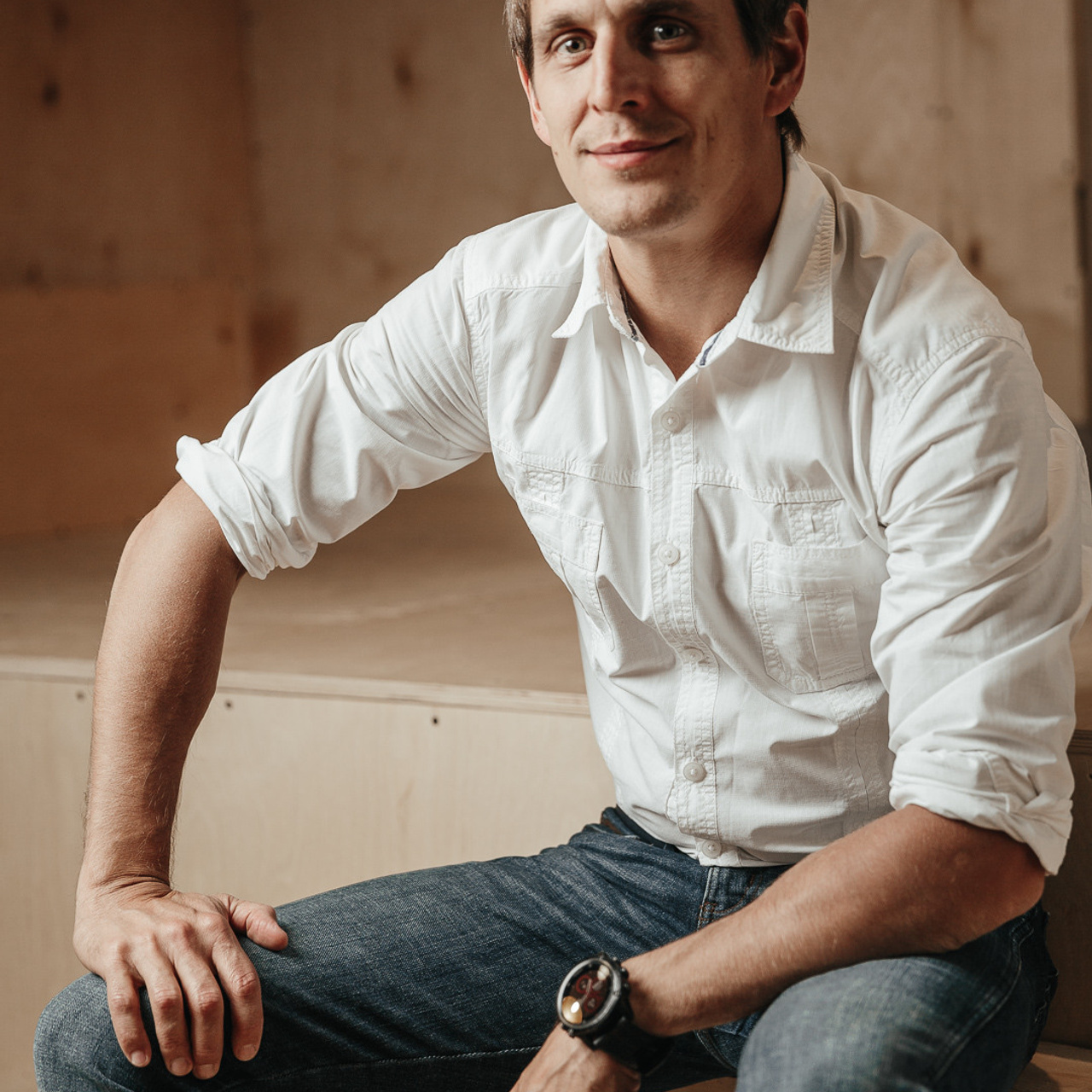 Артем. Деловой портрет