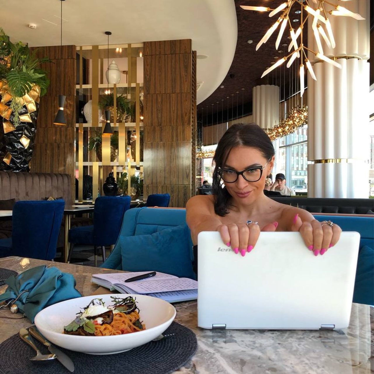 Отзывы. Софья Даниленко SMM агентство для экспертов, личных брендов и бизнесов