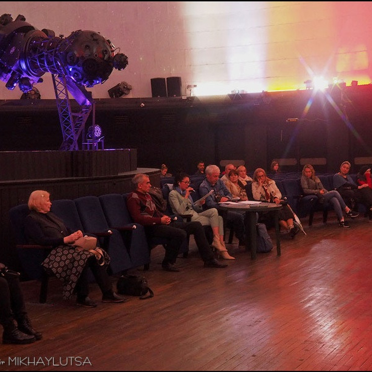 Дискуссия Космизм Черного квадрата - Люминография - luminografia.ru