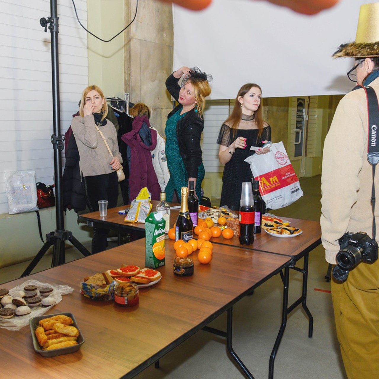 Люминографический карнавал новый год выставка маске-рад