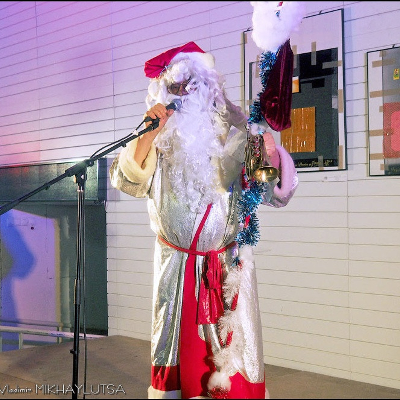 Люминографический карнавал новый год выставка маске-рад