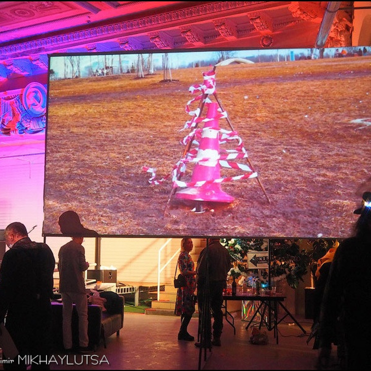 Люминографический карнавал новый год выставка маске-рад