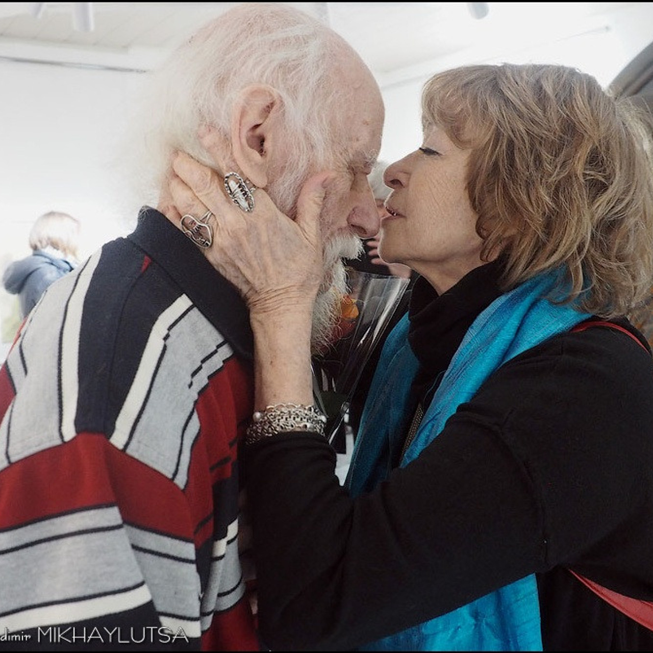 СВЕТЛАЯ СТОРОНА ЗЕМЛИ