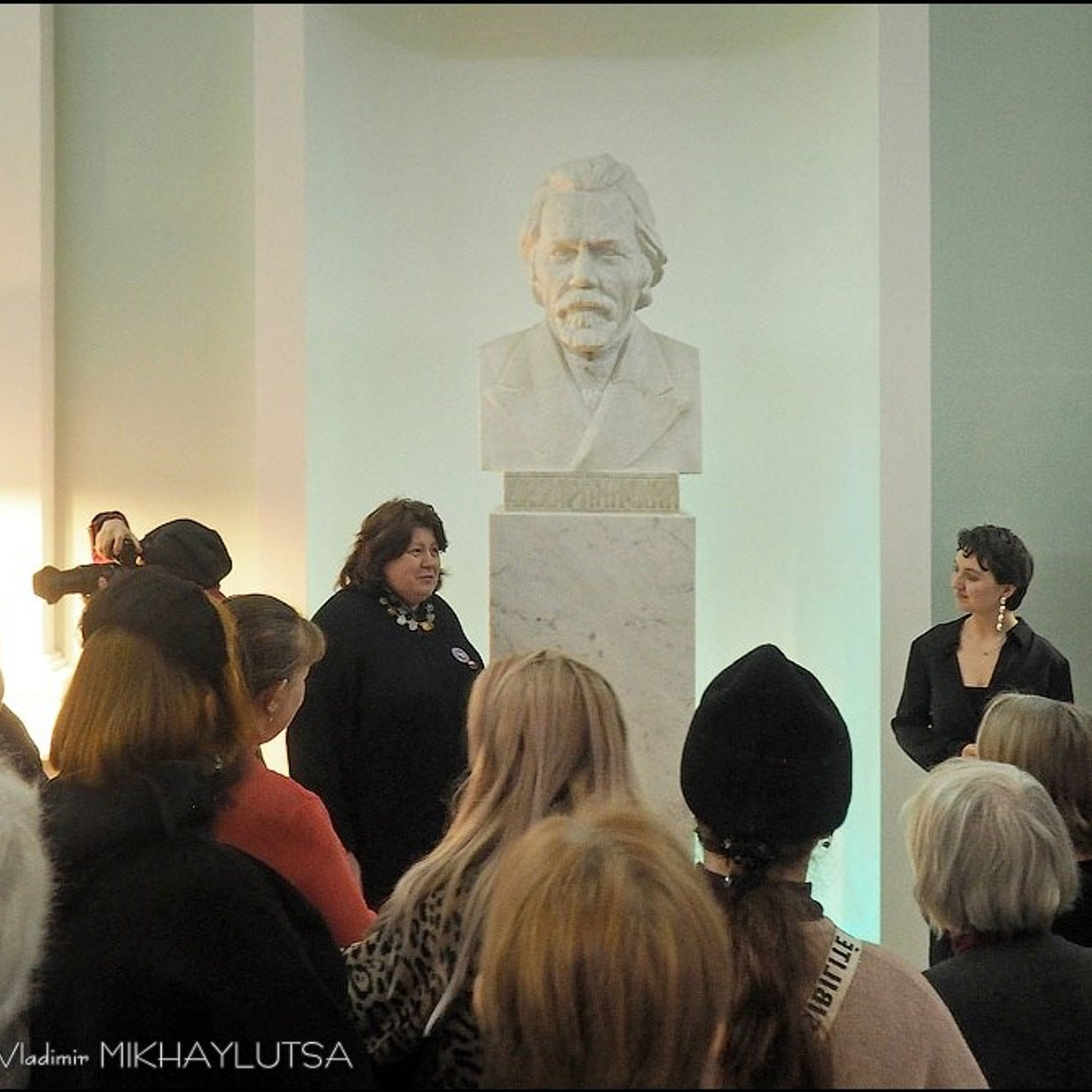 «ЛЮМИНОМИНЕРАЛОГИЯ. ЭНЕРГИЯ НЕДР»