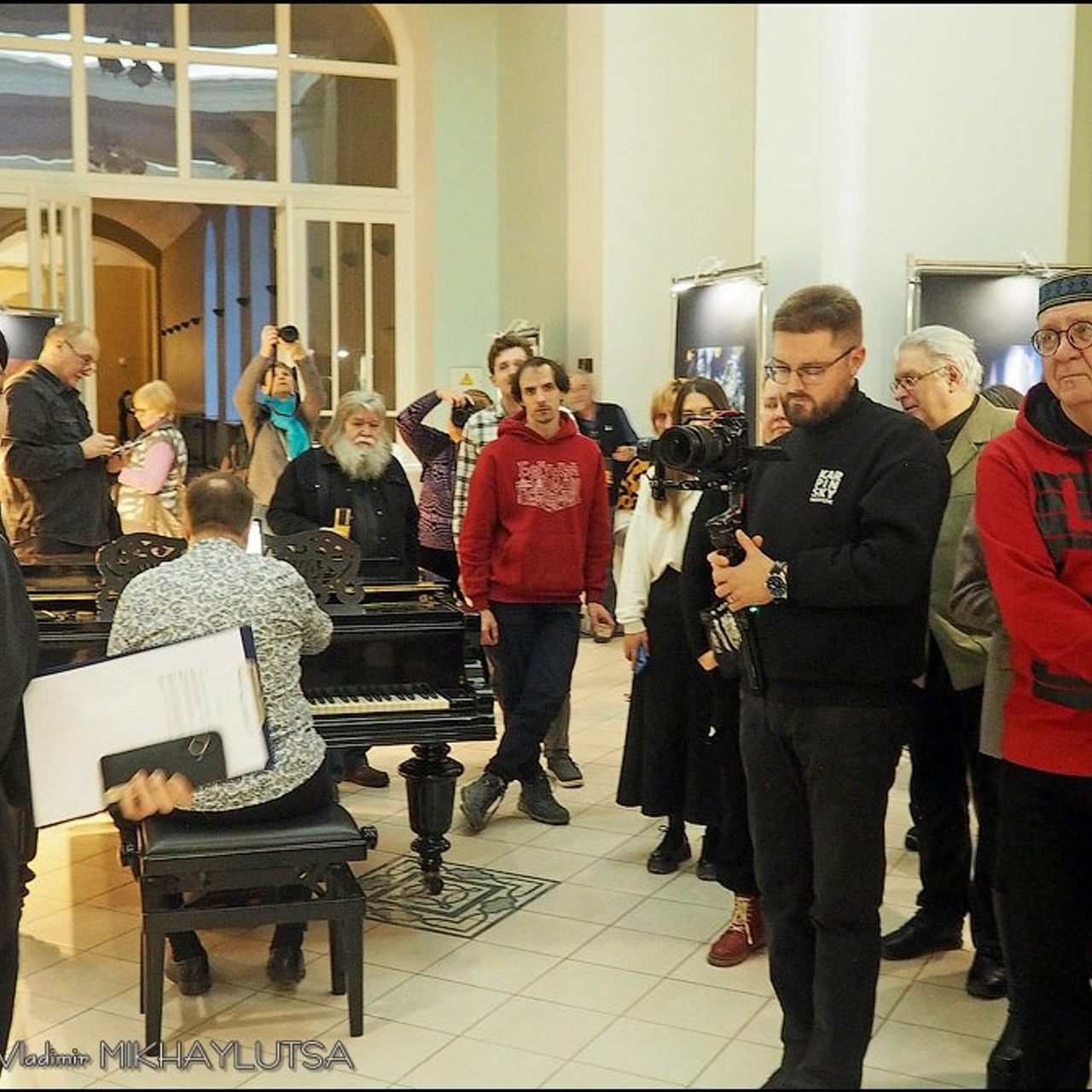 «ЛЮМИНОМИНЕРАЛОГИЯ. ЭНЕРГИЯ НЕДР»