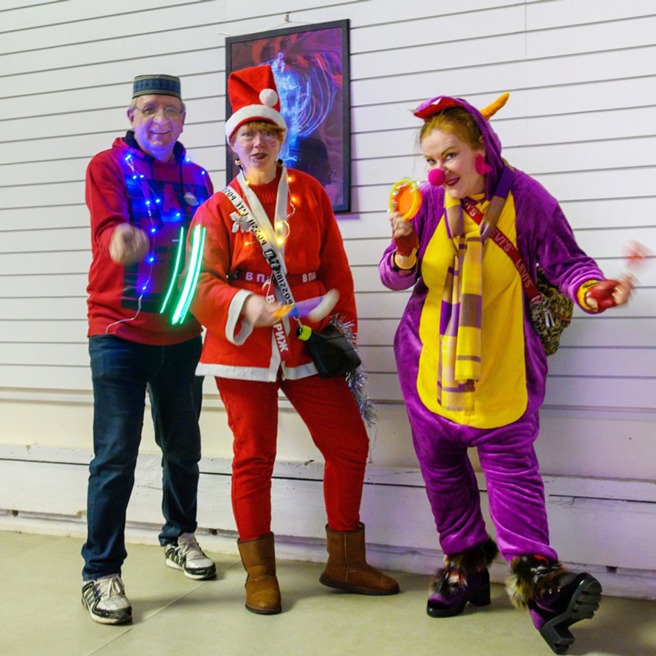 Люминографический карнавал новый год выставка маске-рад