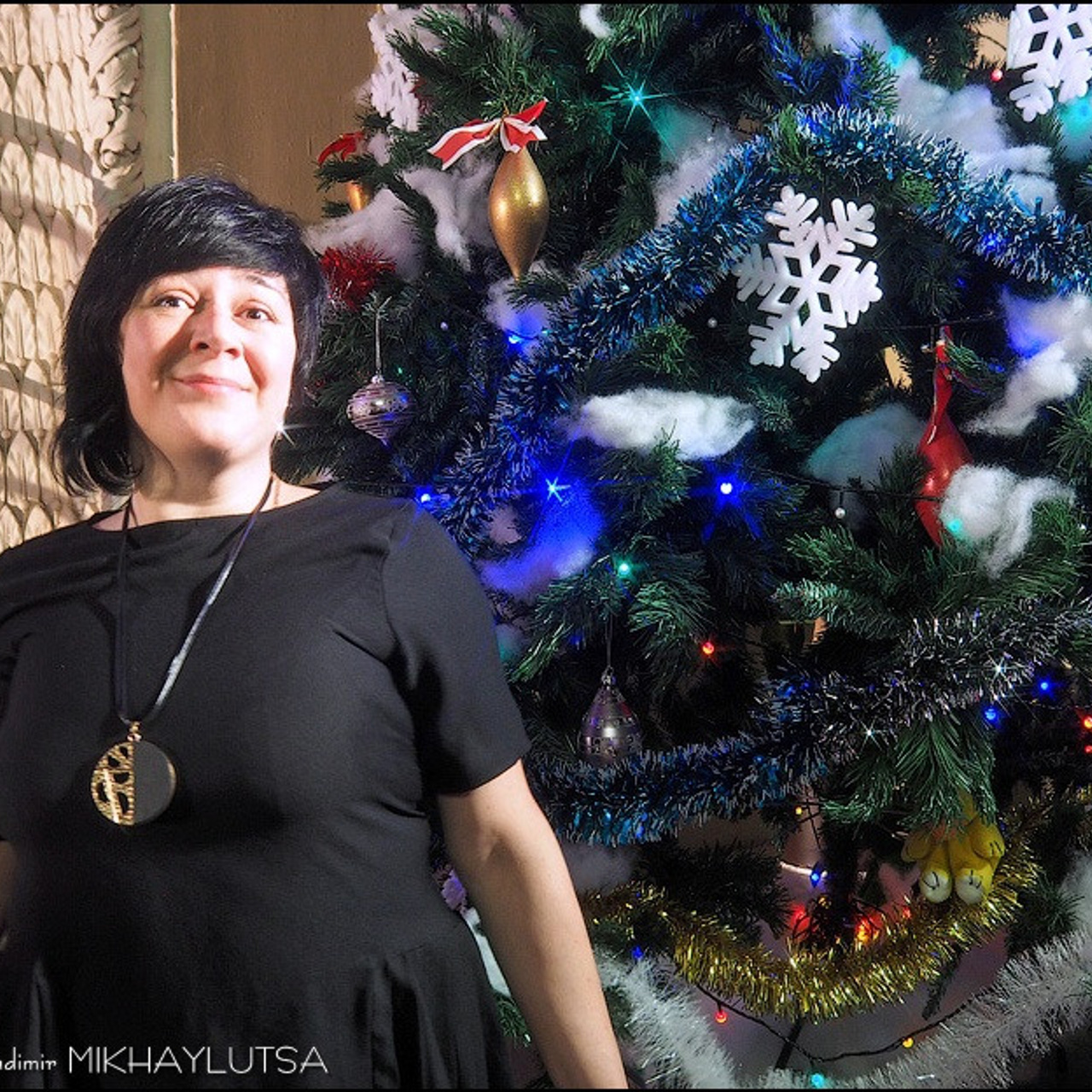 Люминографический карнавал новый год выставка маске-рад