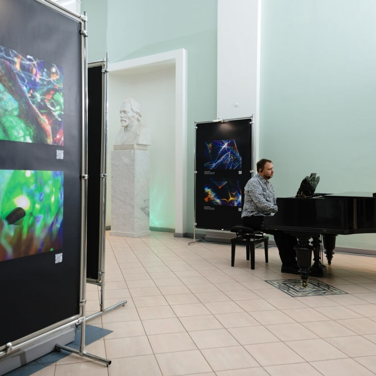 «ЛЮМИНОМИНЕРАЛОГИЯ. ЭНЕРГИЯ НЕДР»