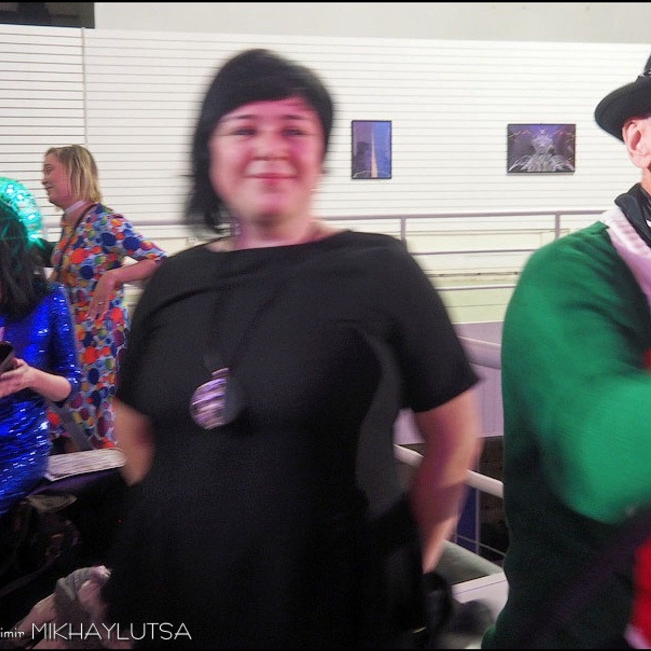 Люминографический карнавал новый год выставка маске-рад