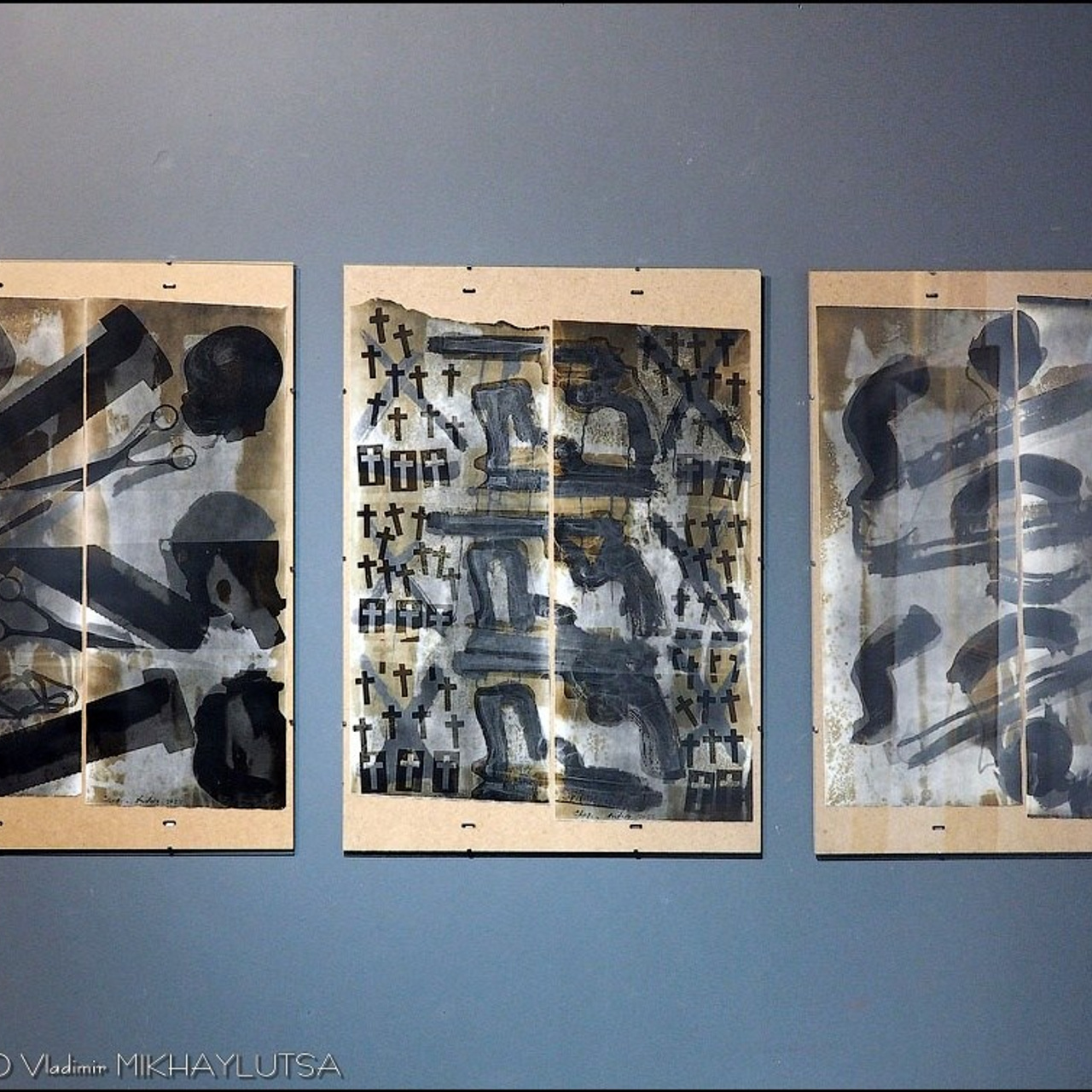 Выставка Андрея Чежина в Галерее Navicula Artis«Балаганчик — 1, 2, 3»