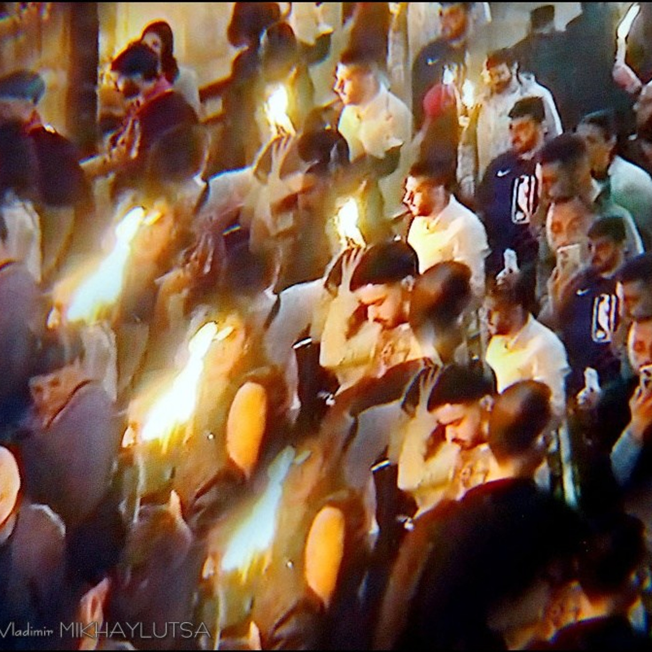 Схождение Благодатного огня