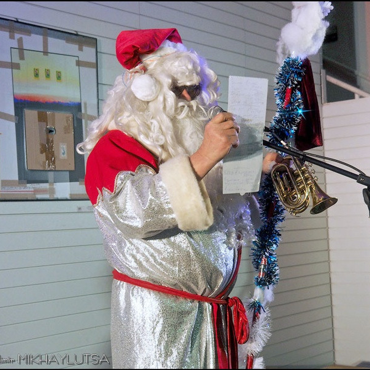 Люминографический карнавал новый год выставка маске-рад