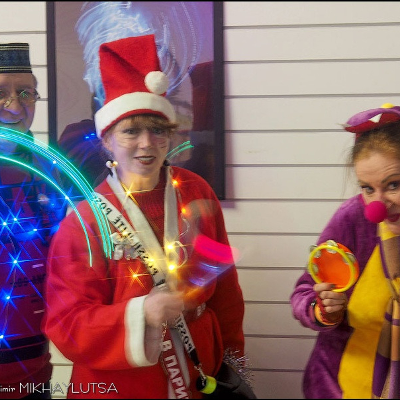Люминографический карнавал новый год выставка маске-рад