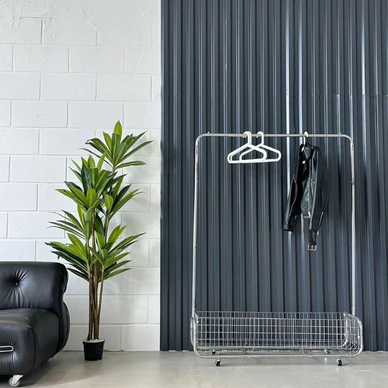 Контент (студия Ван Рум)