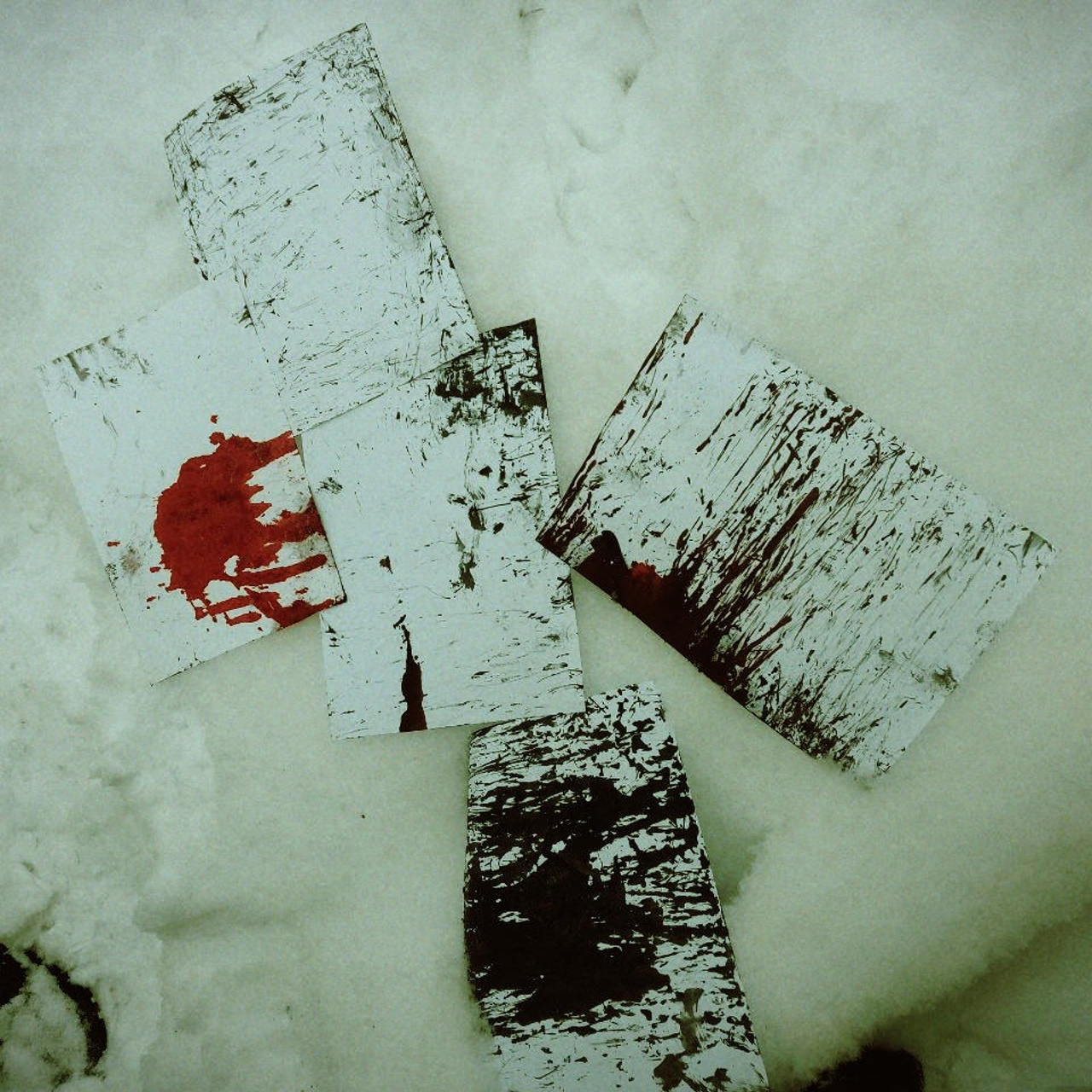 Fluxus Camera. Роман Ходырев — эзотериолог, художник, фотограф и музыкант. Санкт-Петербург, Рига