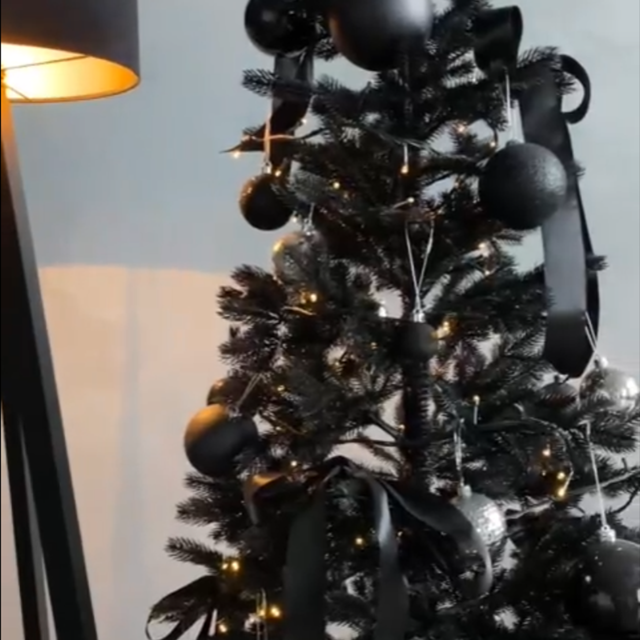 Фотостудии Красноярска. Актуальный декор в декабре 2024. Фотограф Регина Крикунова г. Красноярск