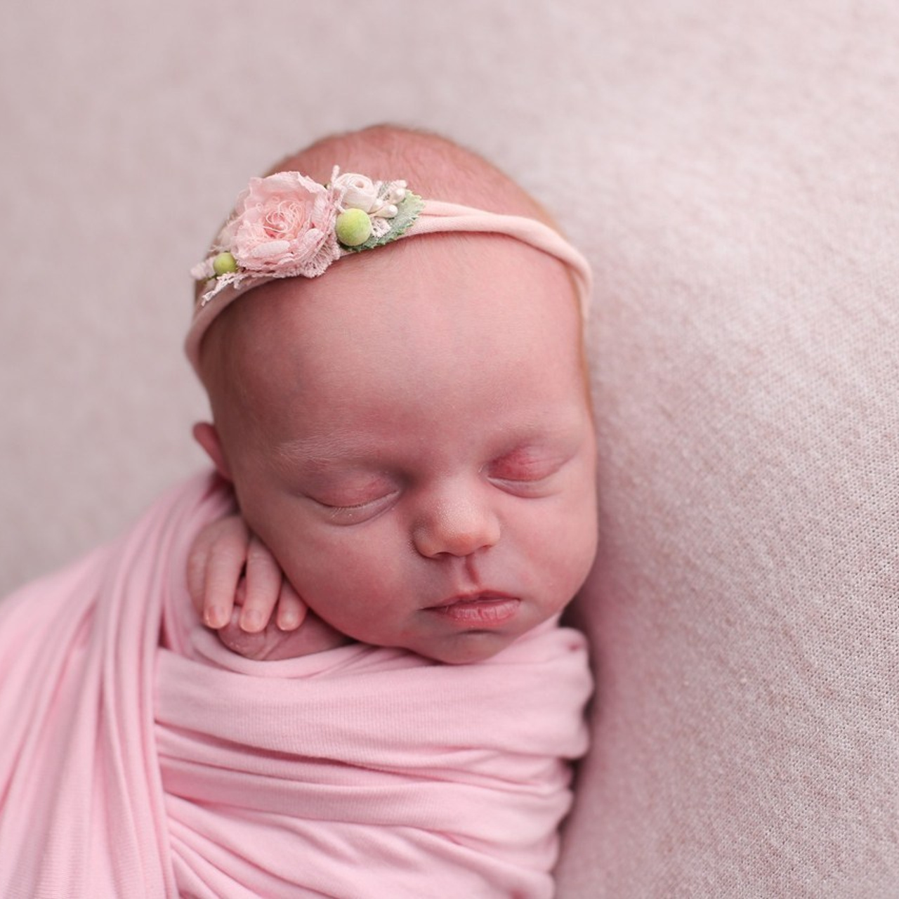 Фотосессия новорожденных Минск Елена Гуща. Фотограф новорожденных Минск