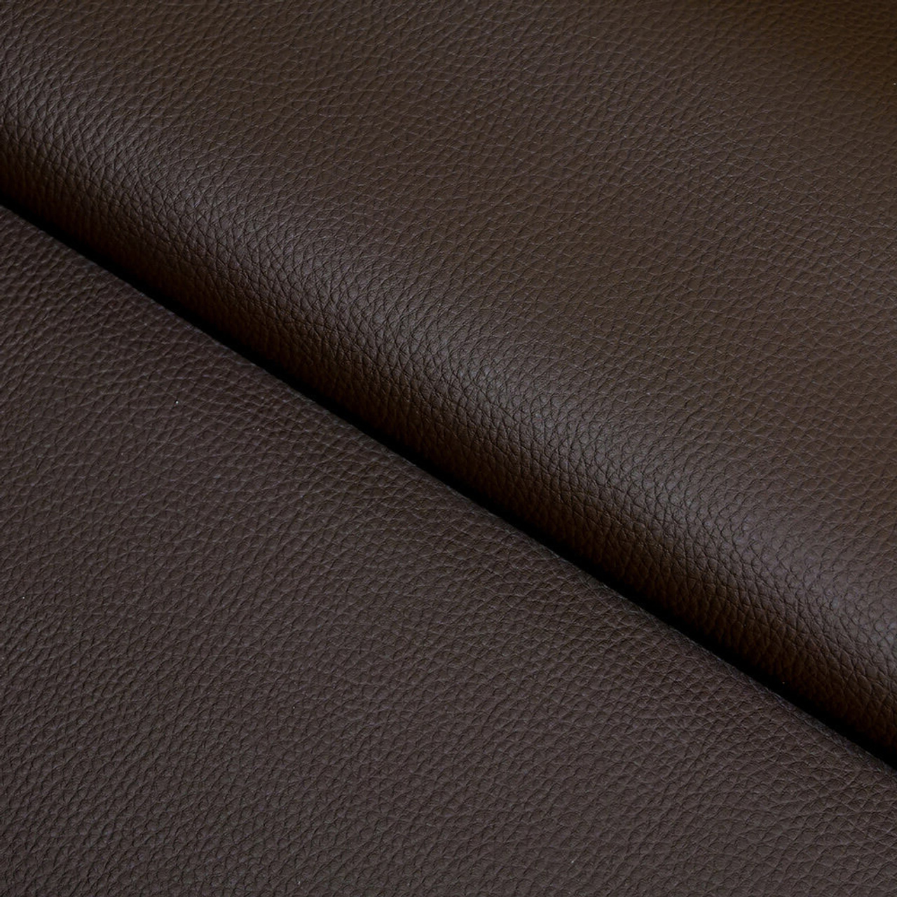 Кожаная обложка металлической вставкой. Свадебный фотограф в Краснодаре Алексей Кудинов