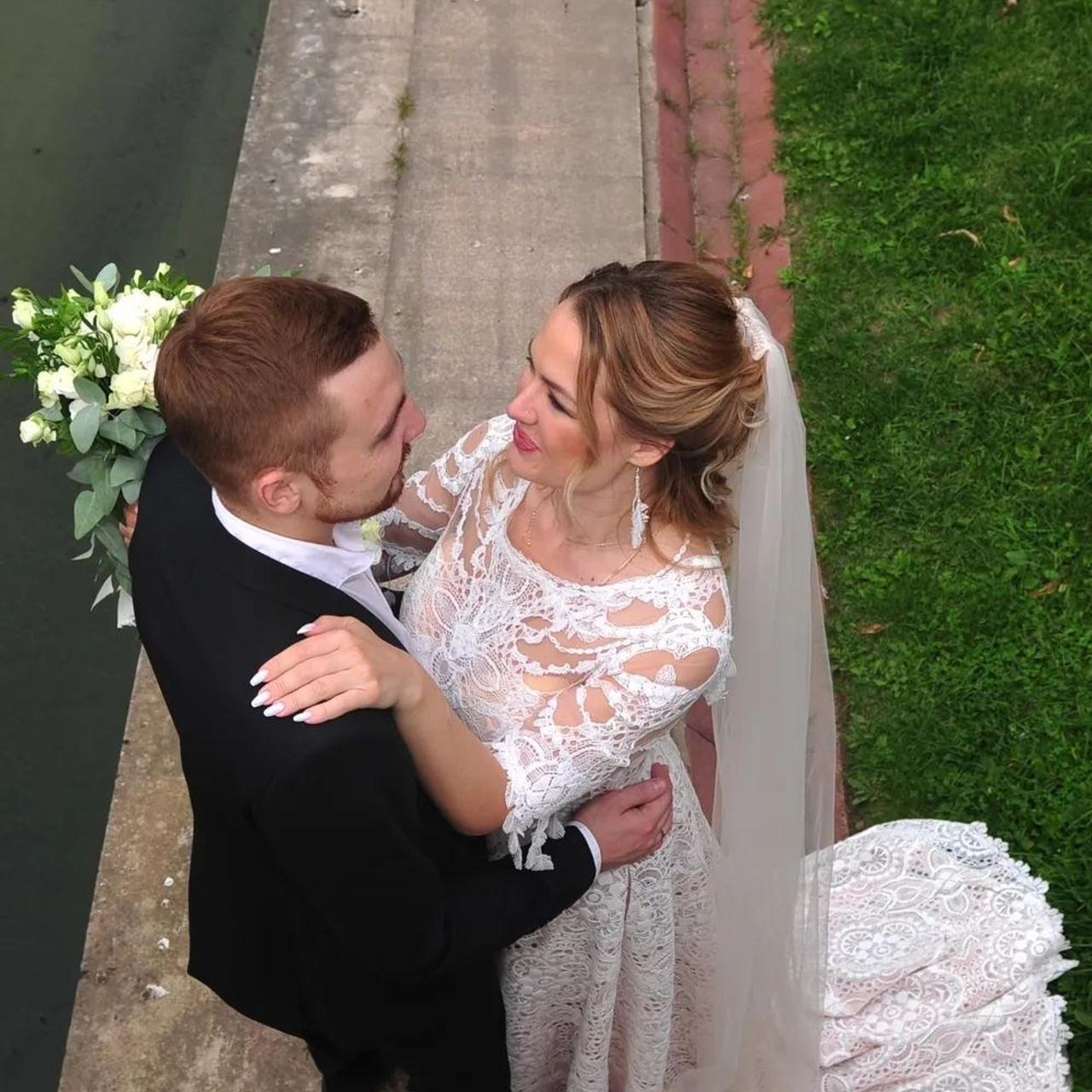 Свадьба в Царицыно пасмурным летним днем