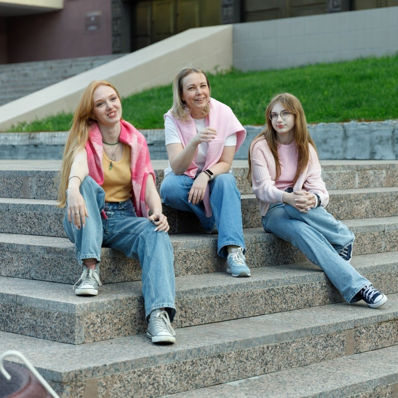 Отзывы Телекаева Анна. Фотограф Анна Телекаева, выпускные альбомы, семейные и репортажные съемки в Омске
