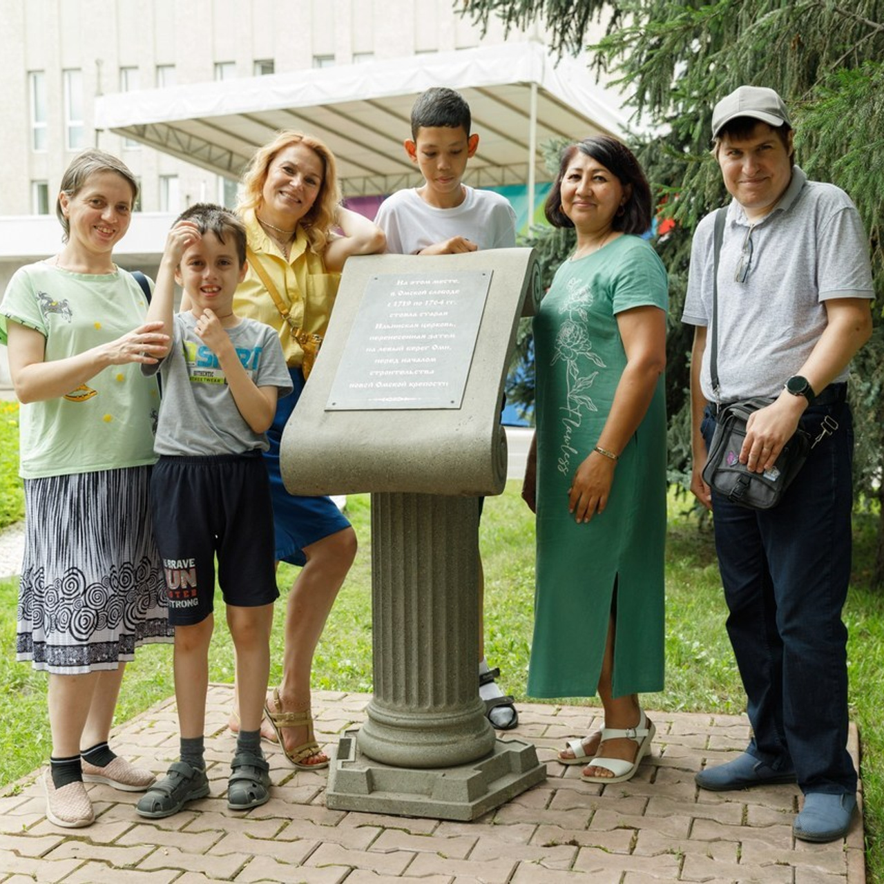 Отзывы Телекаева Анна. Фотограф Анна Телекаева, выпускные альбомы, семейные и репортажные съемки в Омске