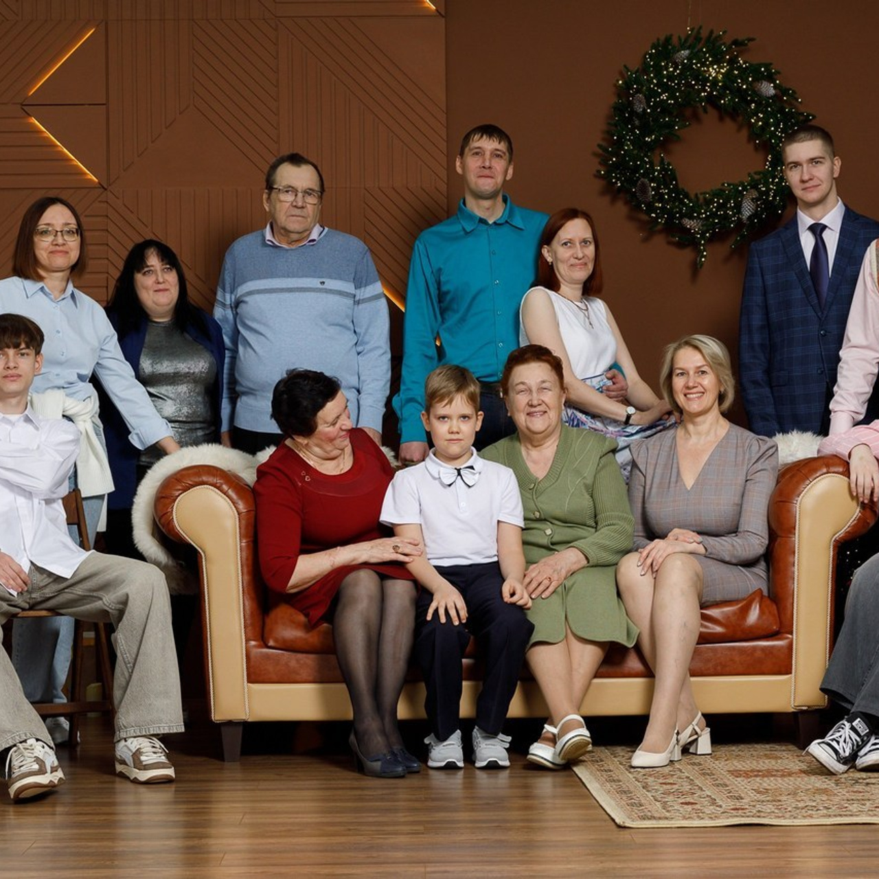 Отзывы Телекаева Анна. Фотограф Анна Телекаева, выпускные альбомы, семейные и репортажные съемки в Омске