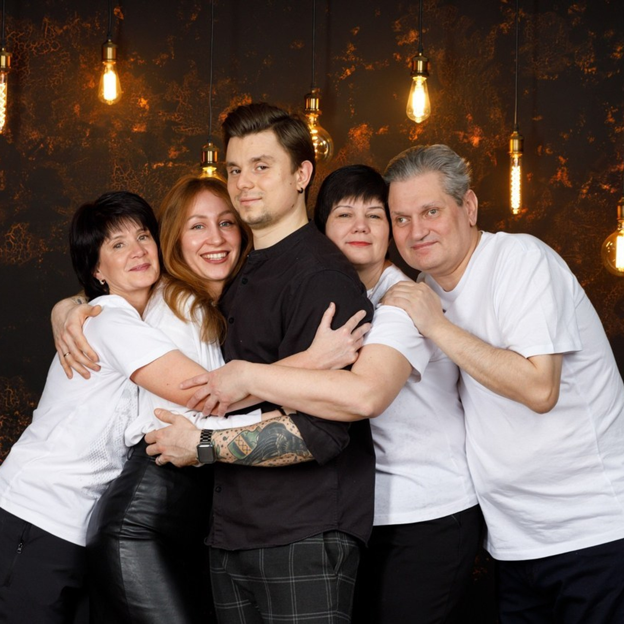 Отзывы Телекаева Анна. Фотограф Анна Телекаева, выпускные альбомы, семейные и репортажные съемки в Омске