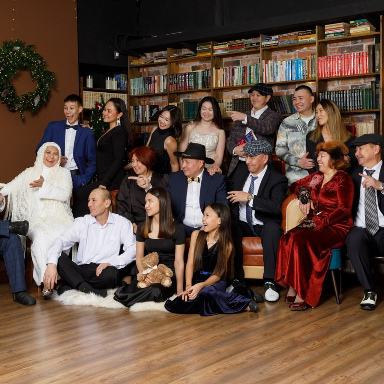 Отзывы Телекаева Анна. Фотограф Анна Телекаева, выпускные альбомы, семейные и репортажные съемки в Омске