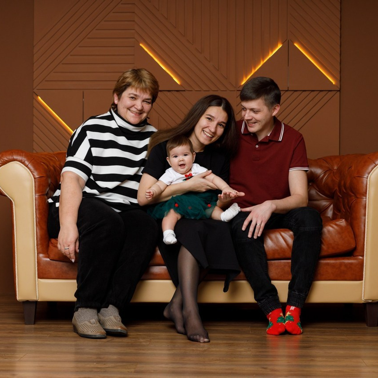 Отзывы Телекаева Анна. Фотограф Анна Телекаева, выпускные альбомы, семейные и репортажные съемки в Омске