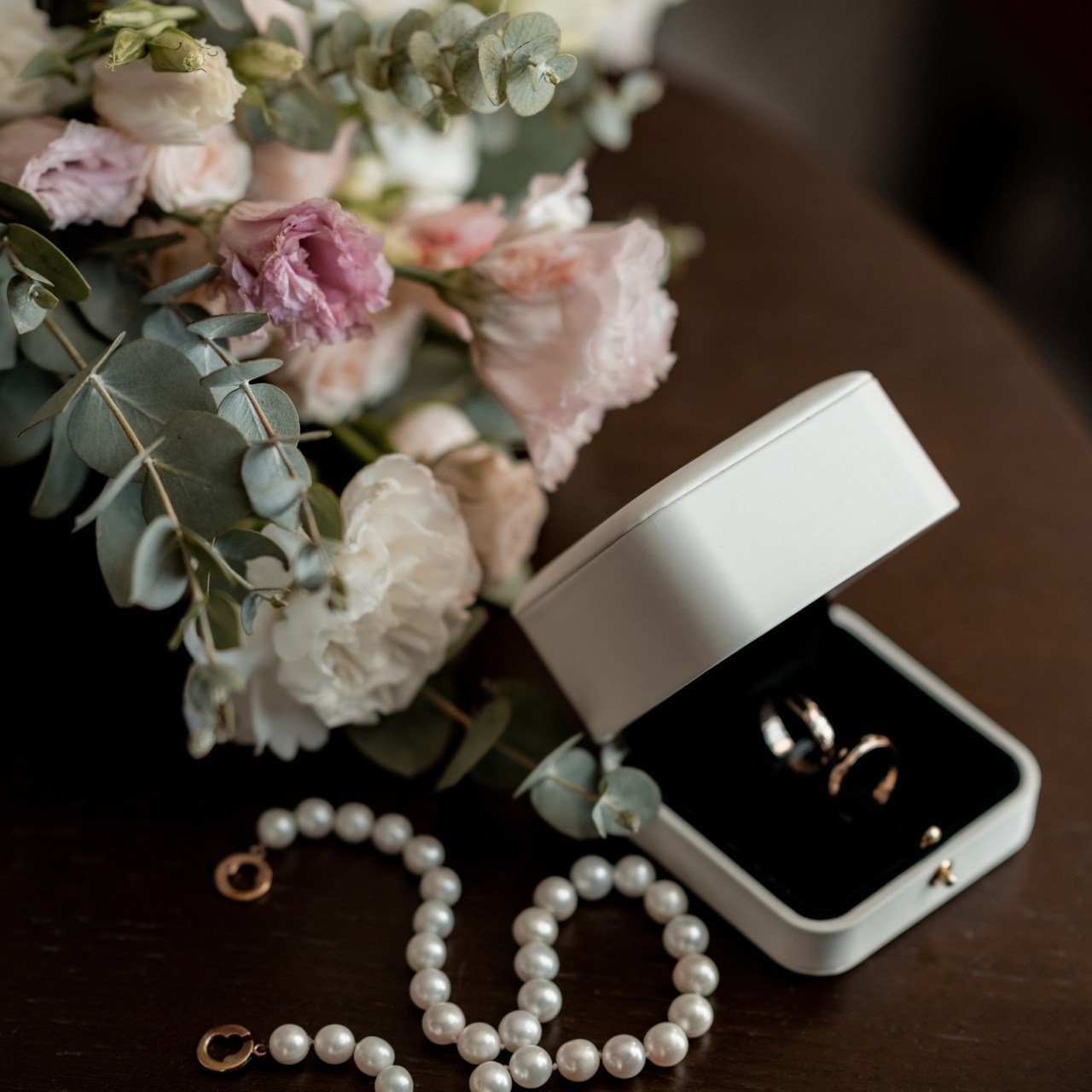 Отзывы о фотограе Евгении Тимощенко. Свадебный и семейный фотограф в Москве и Европе Евгения Амелина