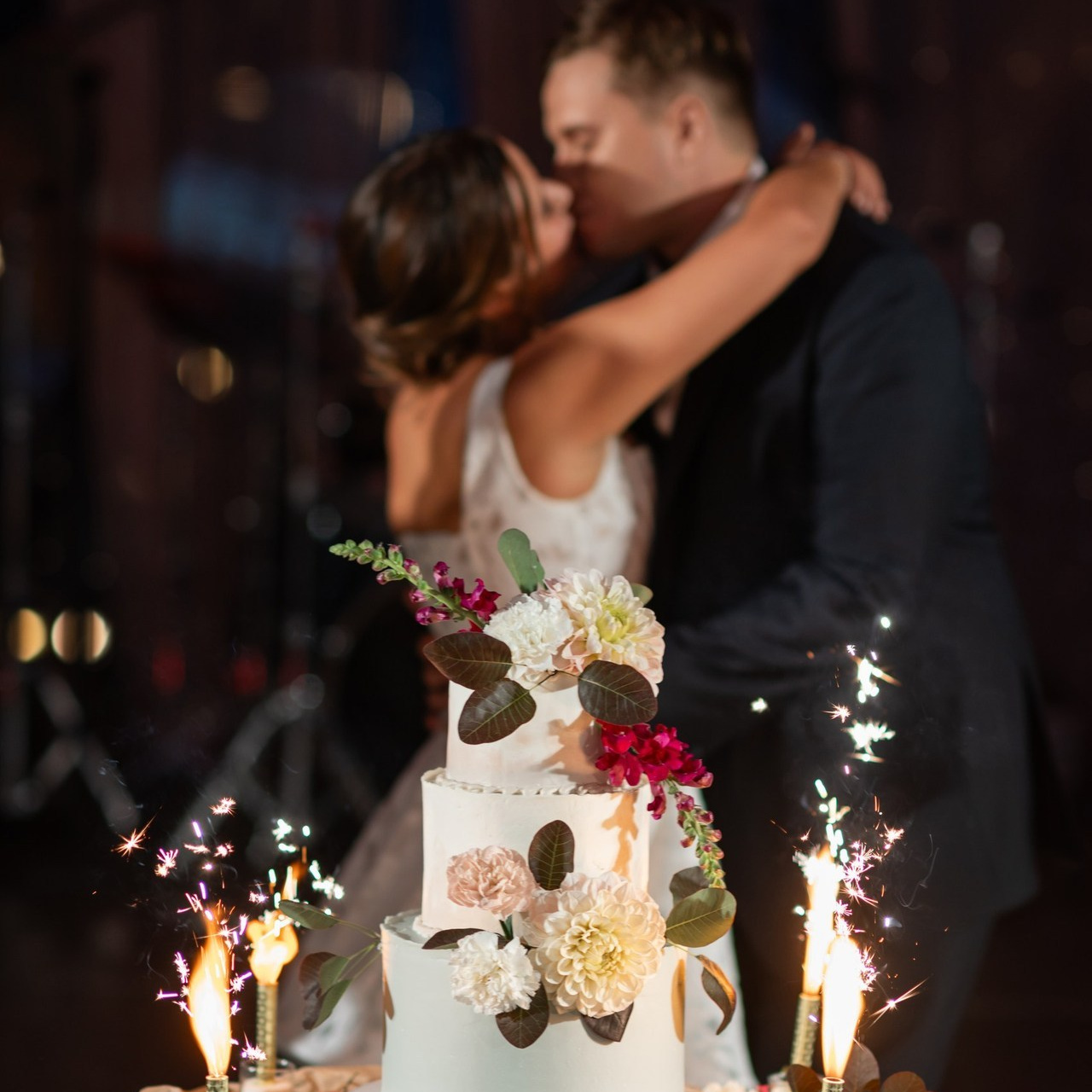 Отзывы о фотограе Евгении Тимощенко. Свадебный и семейный фотограф в Москве и Европе Евгения Амелина