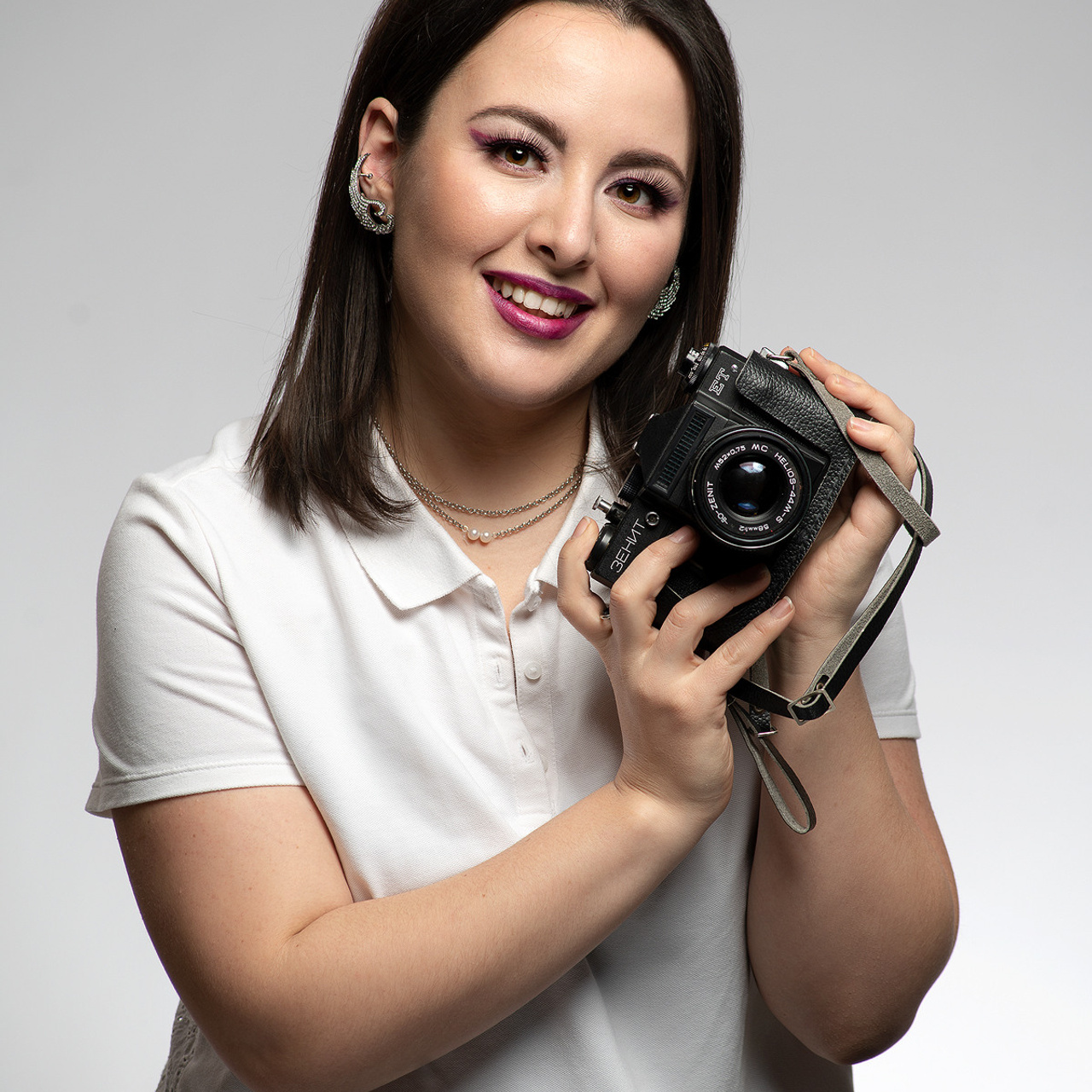 Деловая и индивидуальная фотосессия. Студия коммерческой съемки ХВОЯ