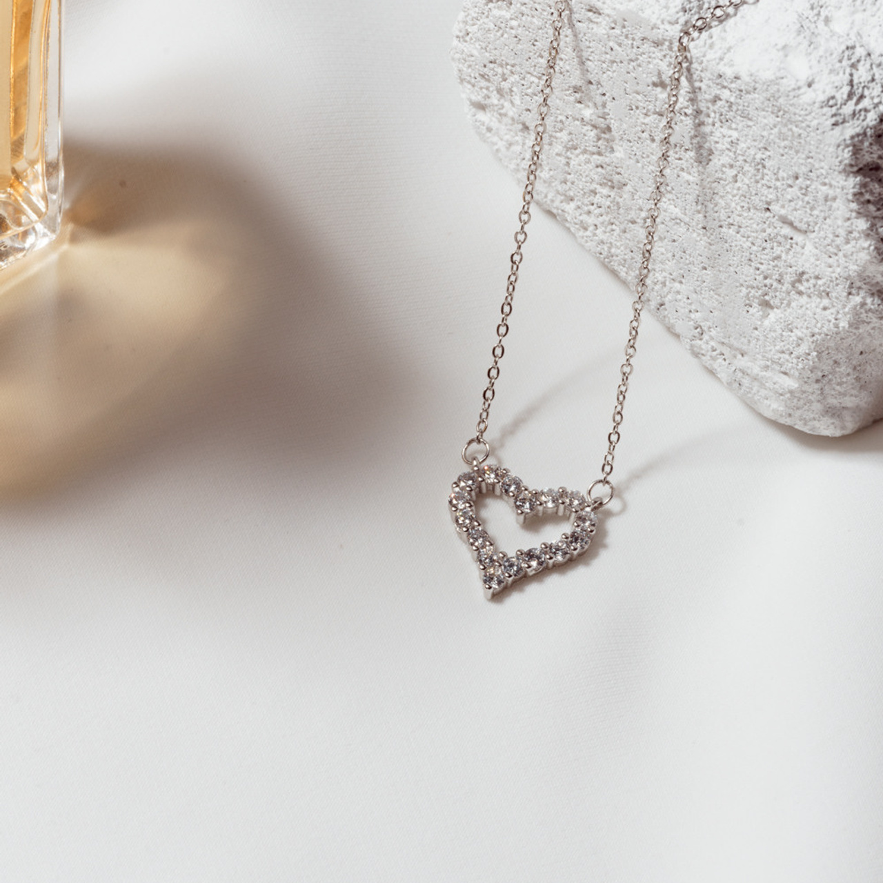 Кейс бижутерии LIMISIMO. Студия коммерческой съемки ХВОЯ