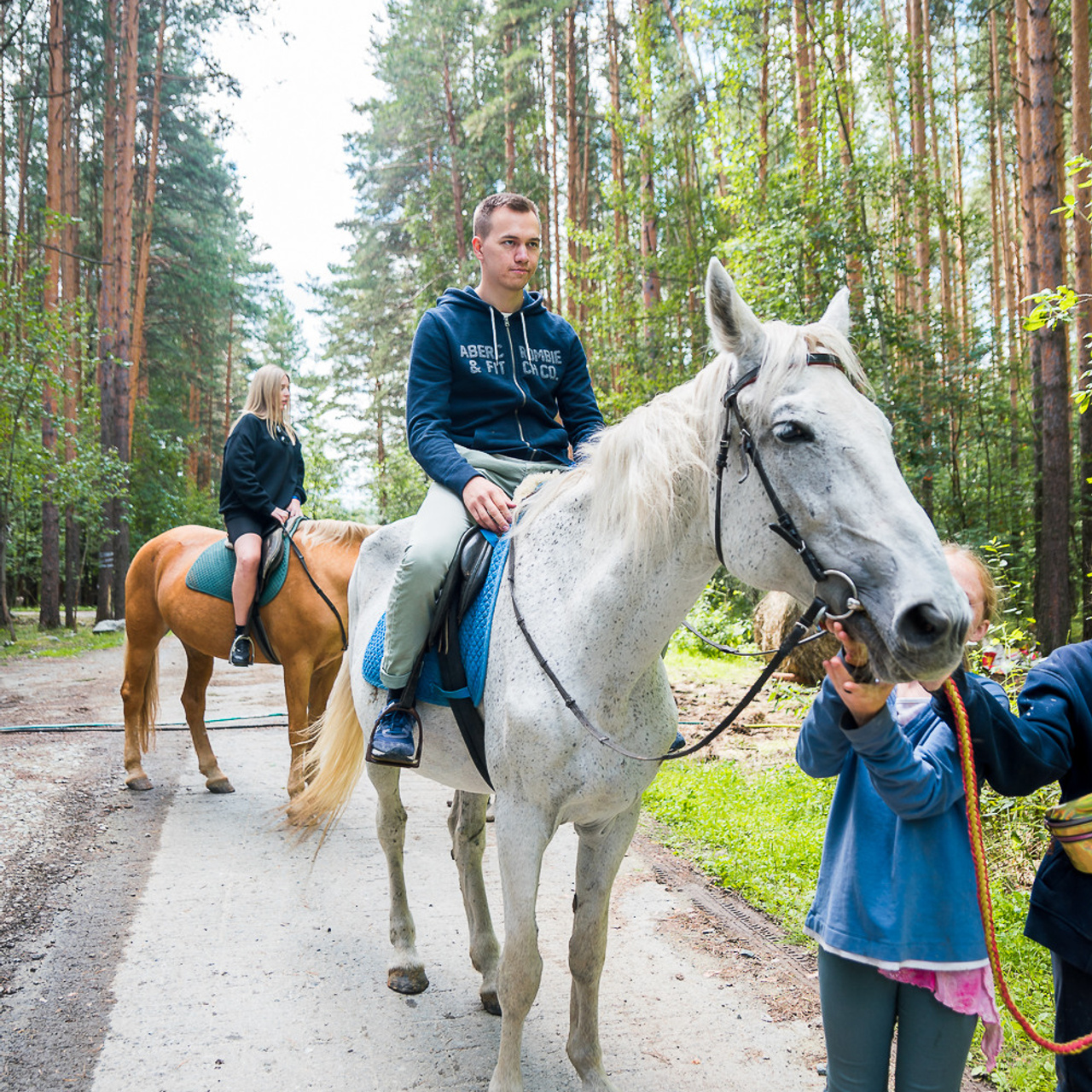 Корпоратив в конном клубе. Студия коммерческой съемки ХВОЯ