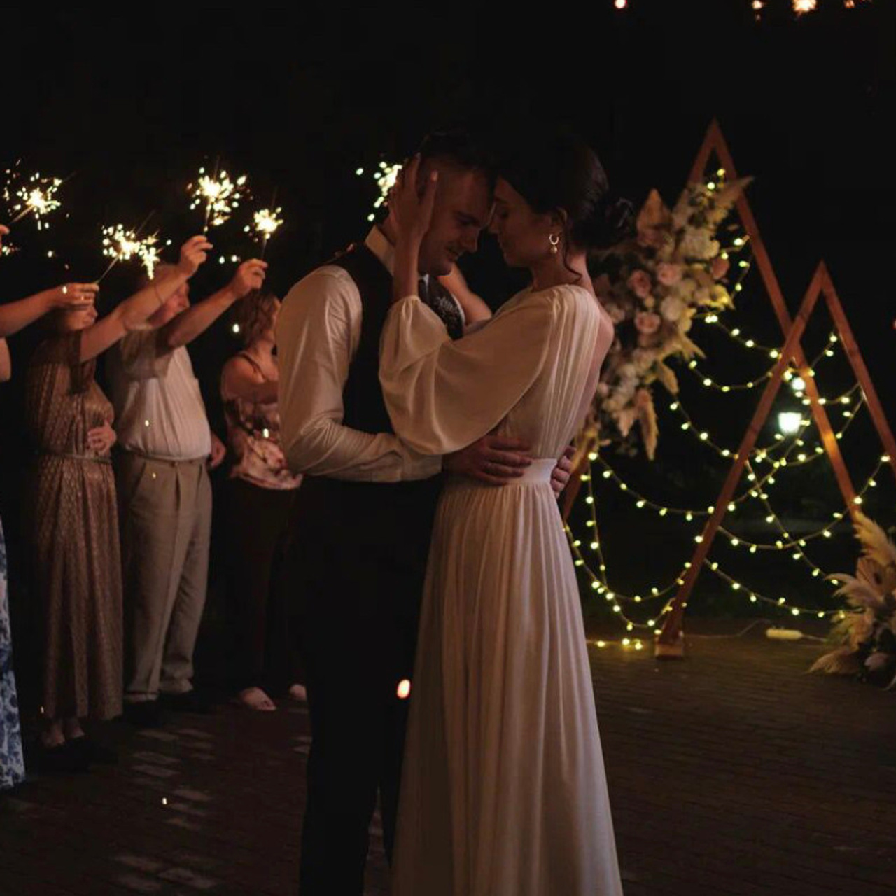 Отзывы. Свадебный фотограф в Брянске Иванникова Елена