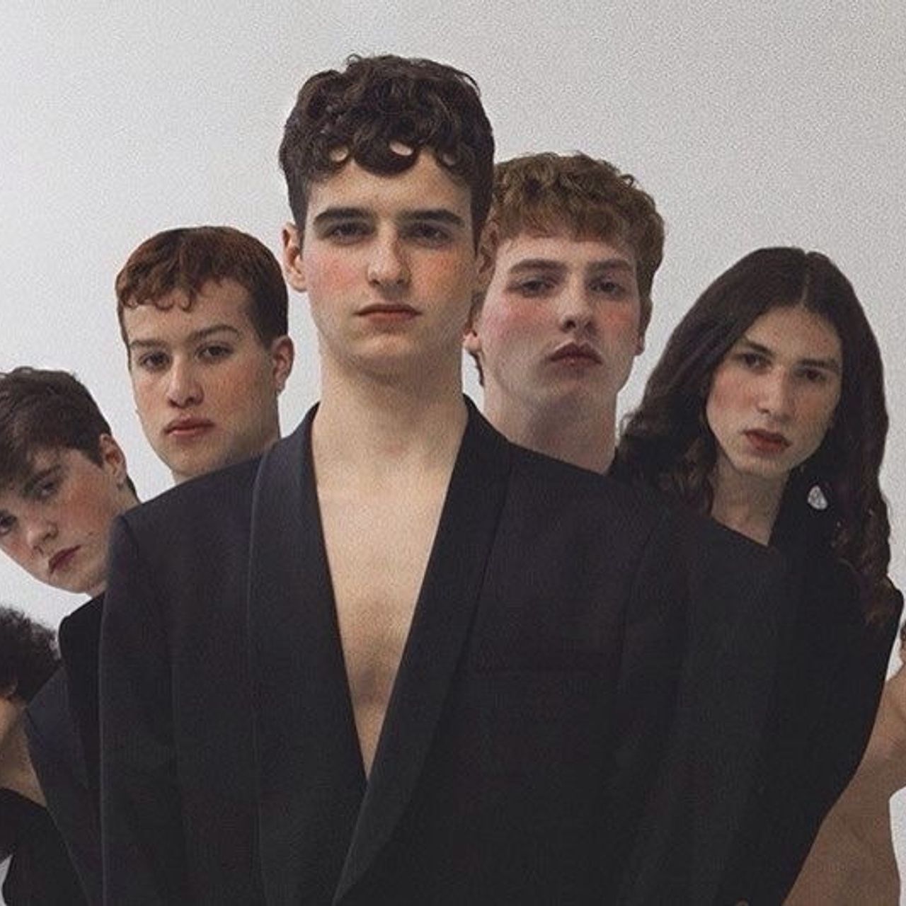 Идеи для групповых фото (с просторов интнрнета). АРТИКУЛ. Выпускные альбомы Нижний Тагил