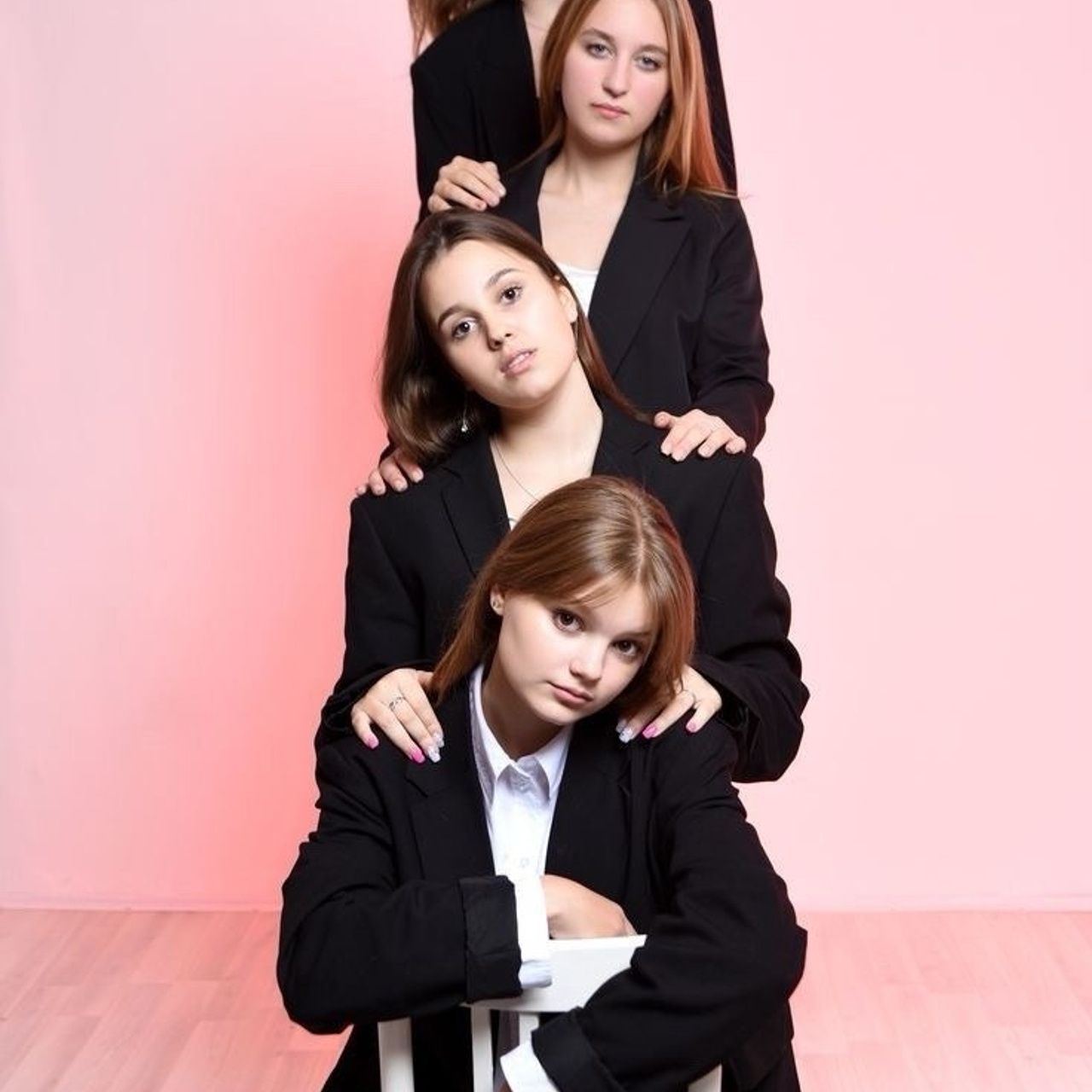 Идеи для групповых фото (с просторов интнрнета). АРТИКУЛ. Выпускные альбомы Нижний Тагил