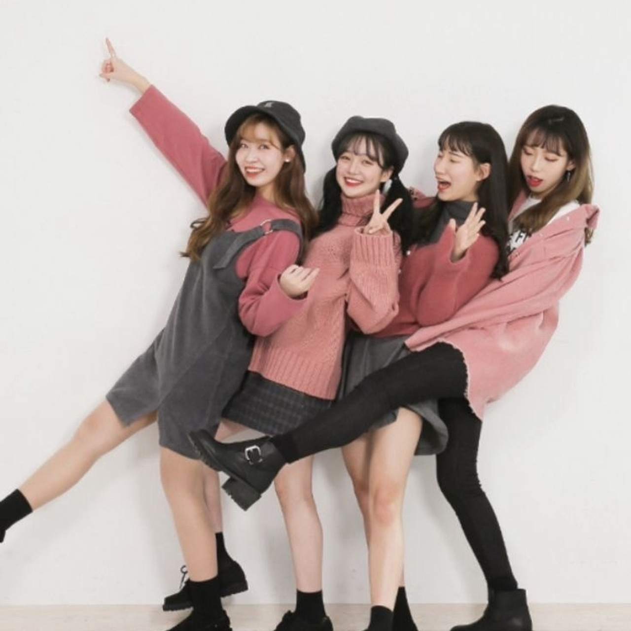 Идеи для групповых фото (с просторов интнрнета). АРТИКУЛ. Выпускные альбомы Нижний Тагил