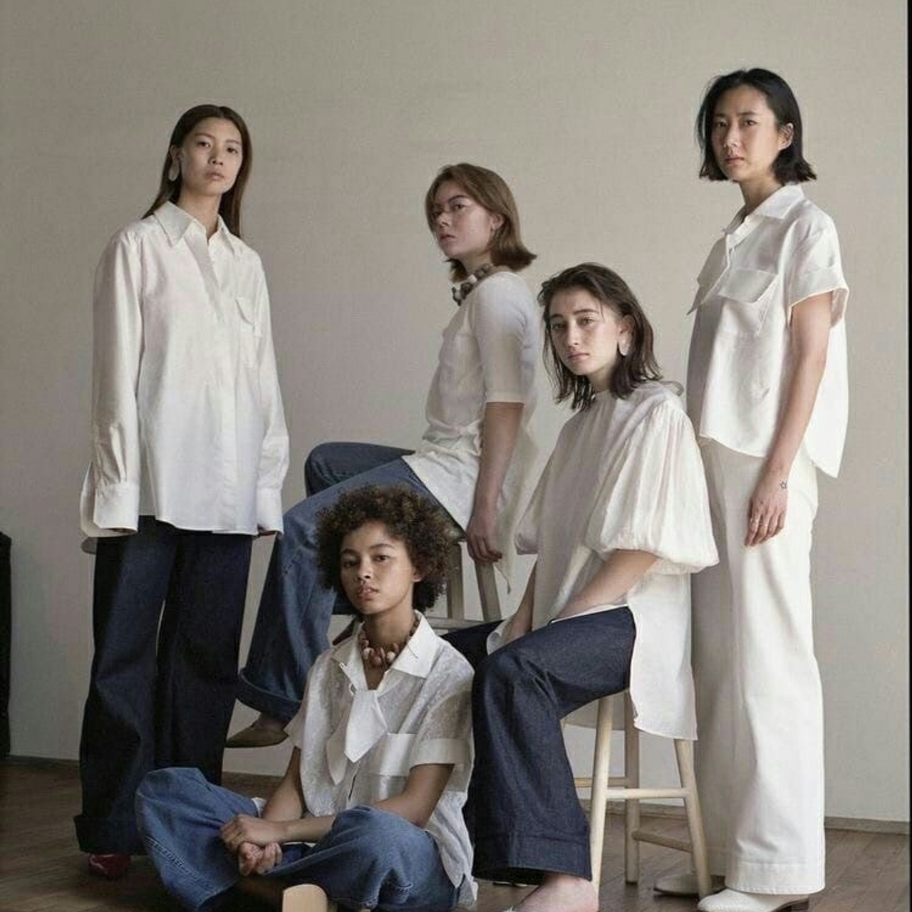 Идеи для групповых фото (с просторов интнрнета). АРТИКУЛ. Выпускные альбомы Нижний Тагил