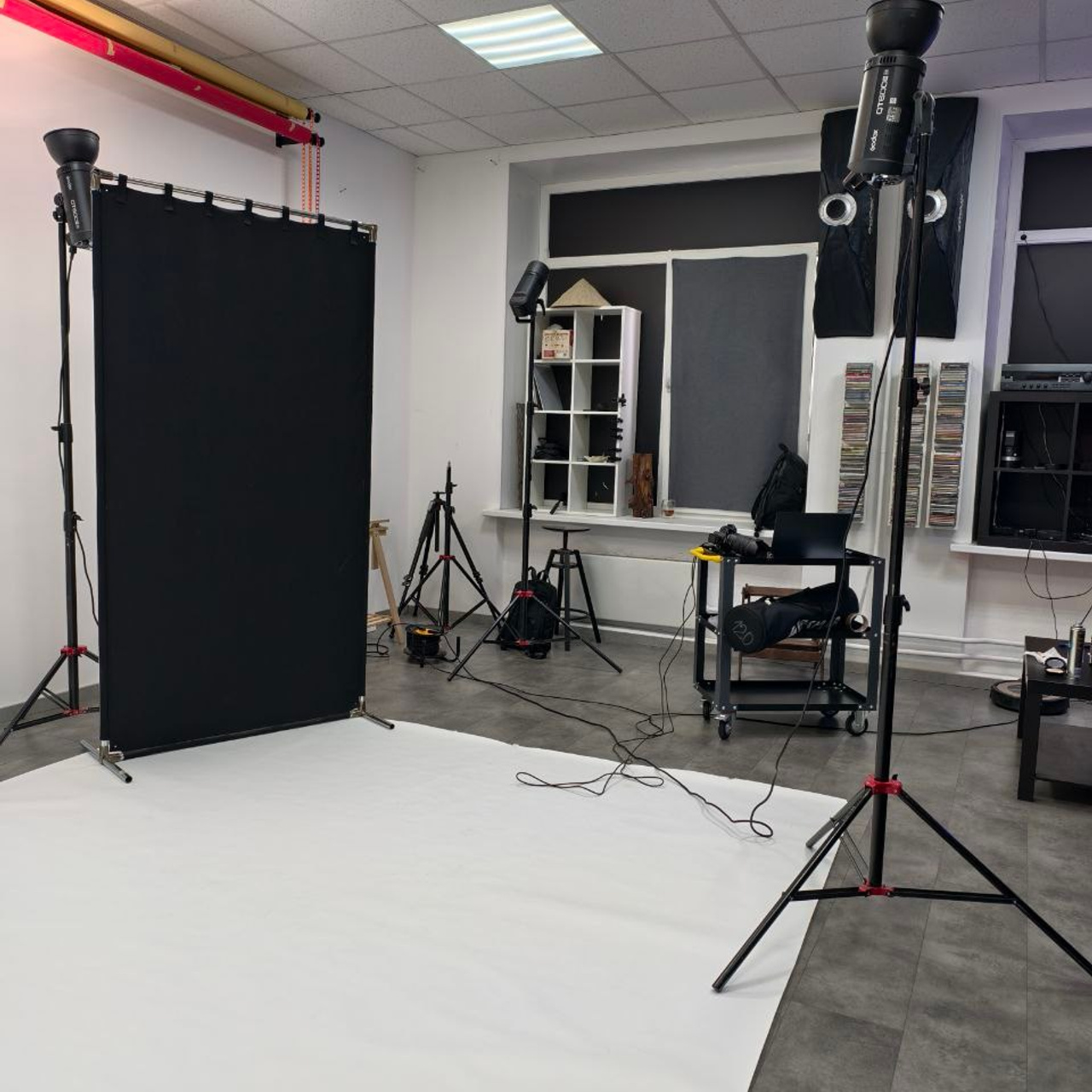 Аренда фотостудии для предметной съёмки в СПб