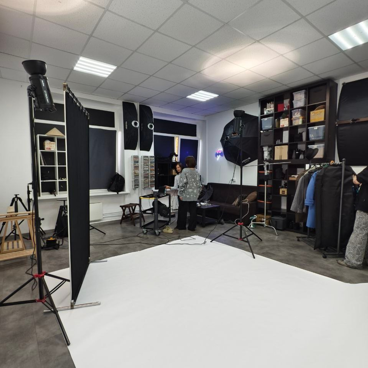 Аренда фотостудии для предметной съёмки в СПб