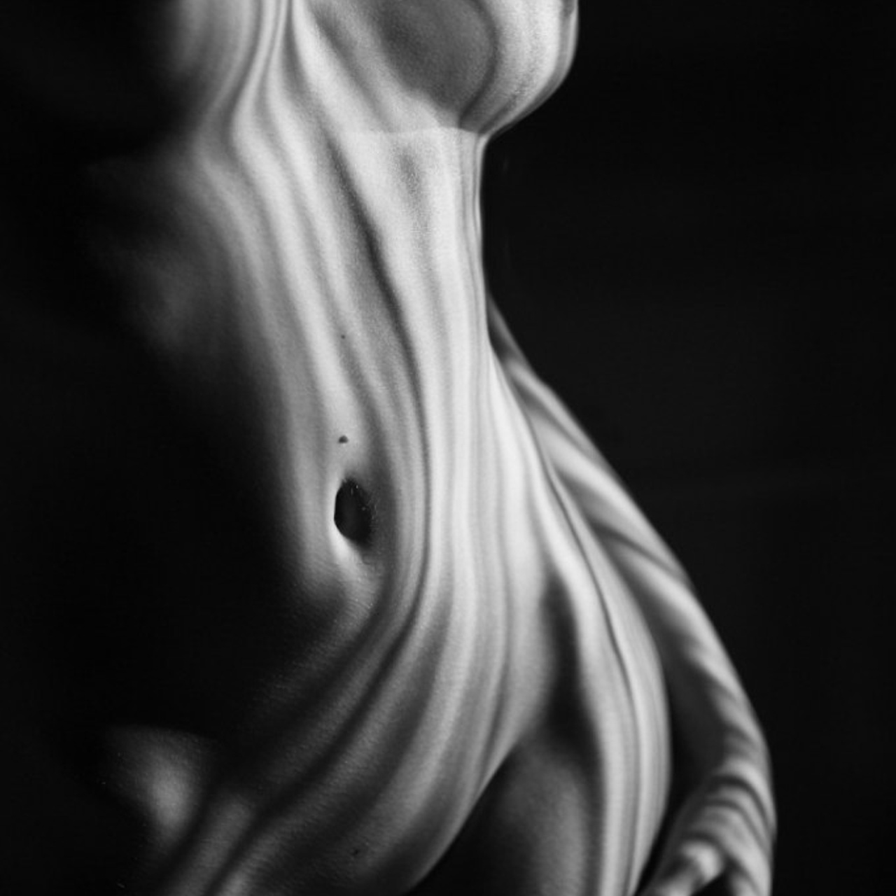 - фотосессии в эксклюзивных образах в  СПб и Москве. провожу регулярны. Фотограф Облако Александра