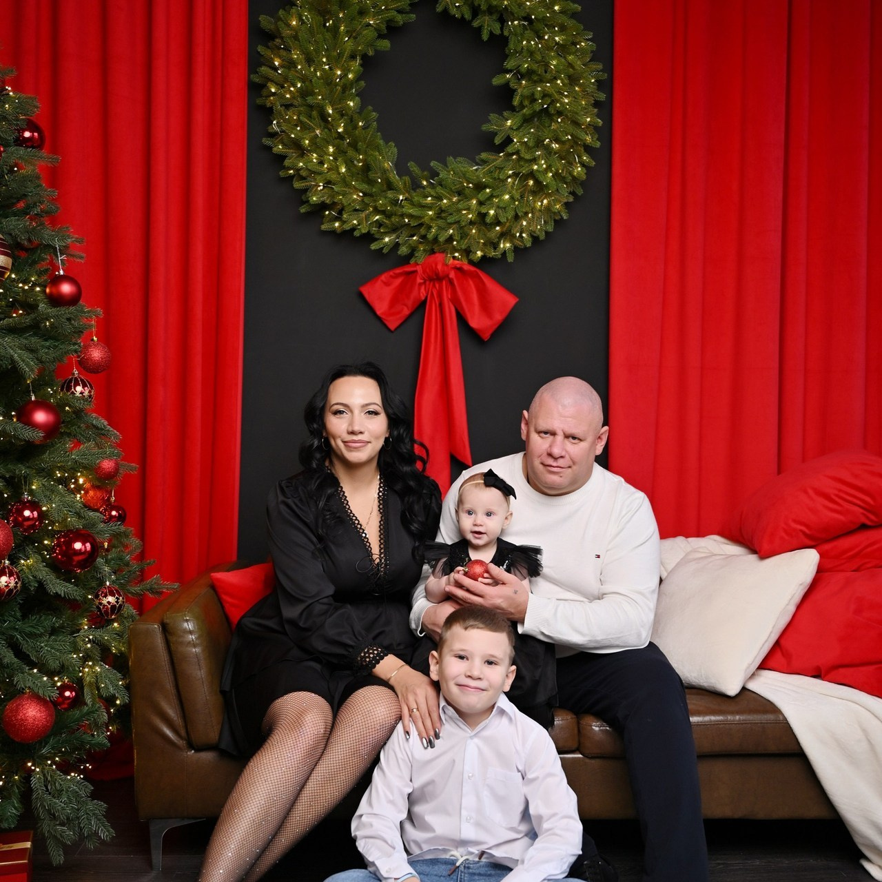 Анна и Виталий Гуськовы | PHOTOGUSSI | Фотографы | Тула | Москва. Семейный и свадебный фотограф в Туле Москве