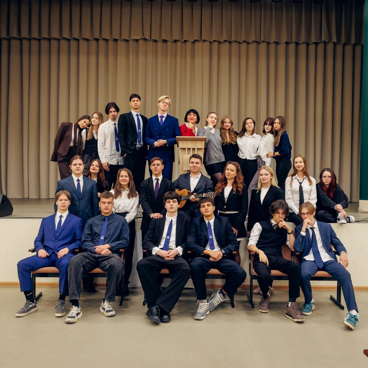 Отзывы. Выпускные альбомы в Санкт-Петербурге. Фотограф Александр Максимов