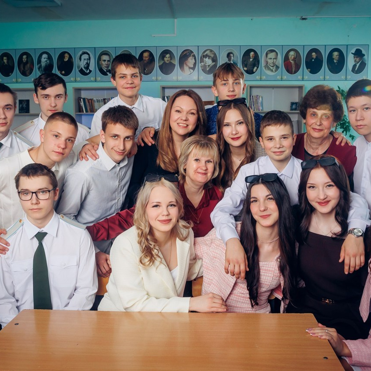 Отзывы. Выпускные альбомы в Санкт-Петербурге. Фотограф Александр Максимов