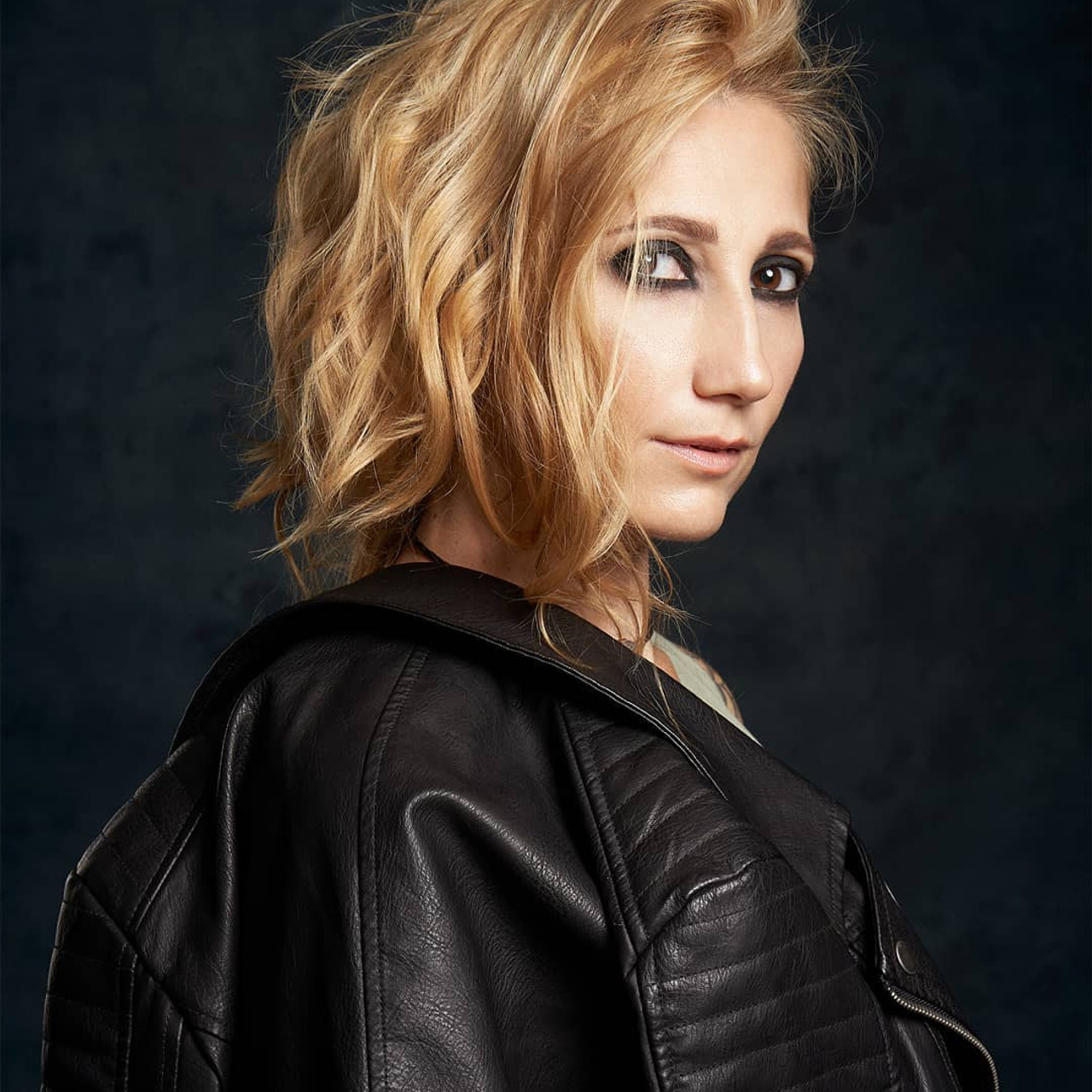 Portrait photography for a fashion model smokey eye makeup